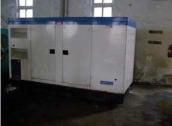 全州康明斯150kw大型柴油二手发电机组 全州康明斯150kw大型柴油二手发电机组